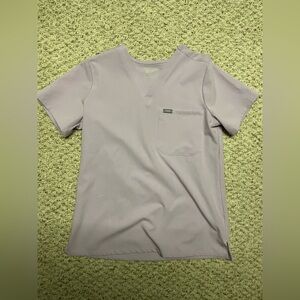 FIGS Catarina Top - Lavender Haze